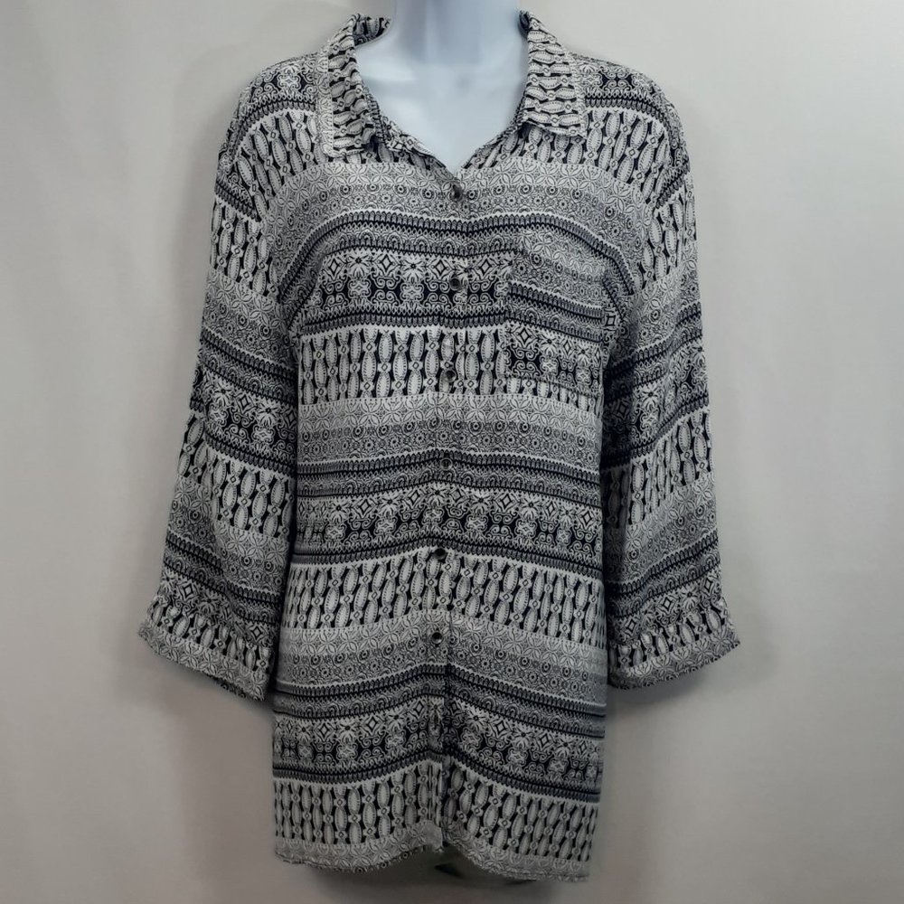 Christopher & Bank 2-Toned Button Down Top